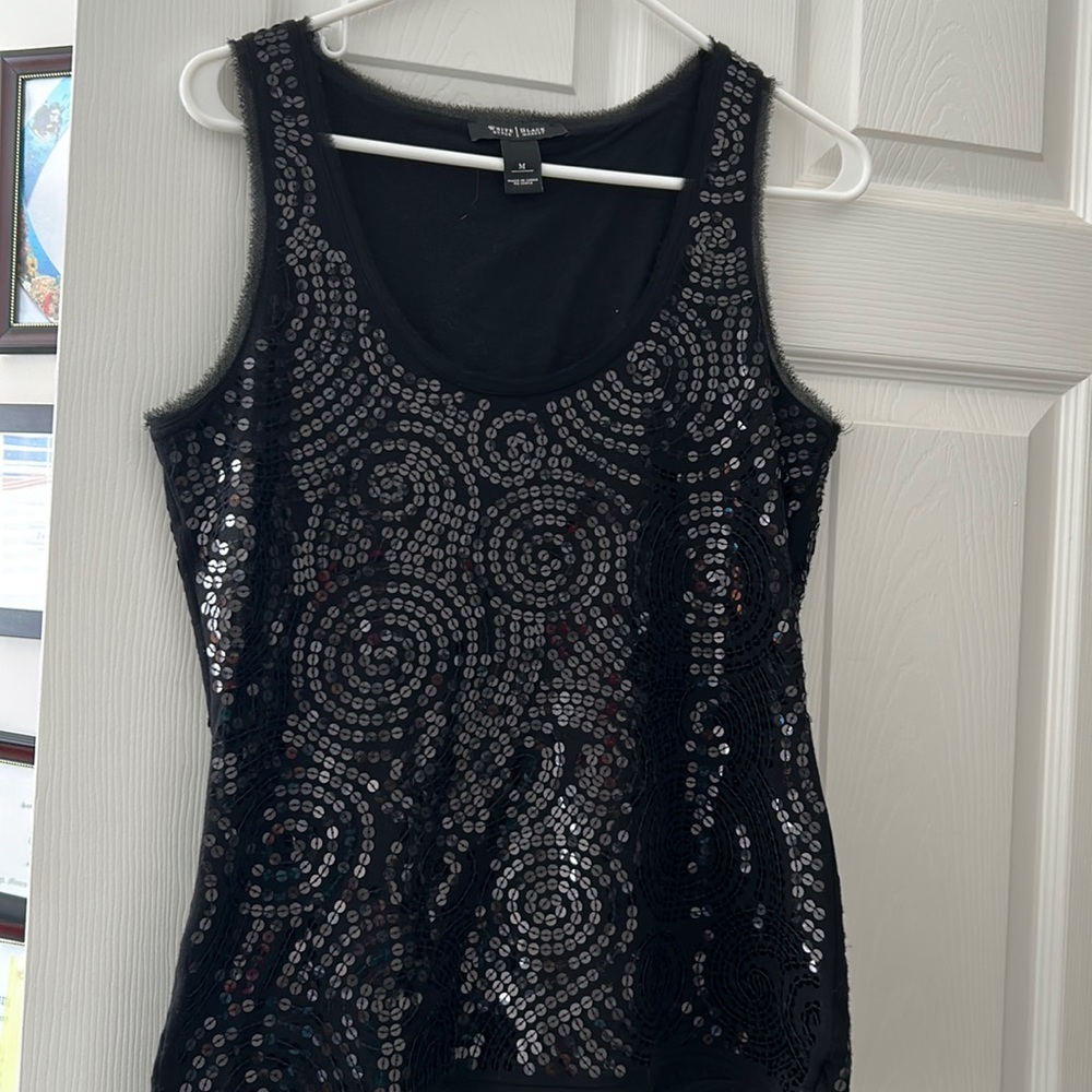 White House/Black Market Brand Seguin top size Med